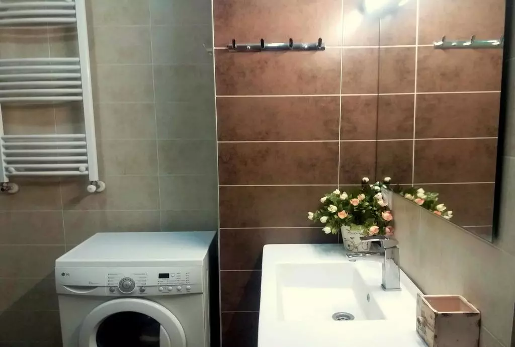 Hotel 2005_tbilis_shabavizparvaz_03.jpg